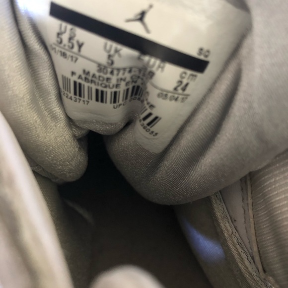 Air Jordan 7 Retro GS - Picture 3 of 7